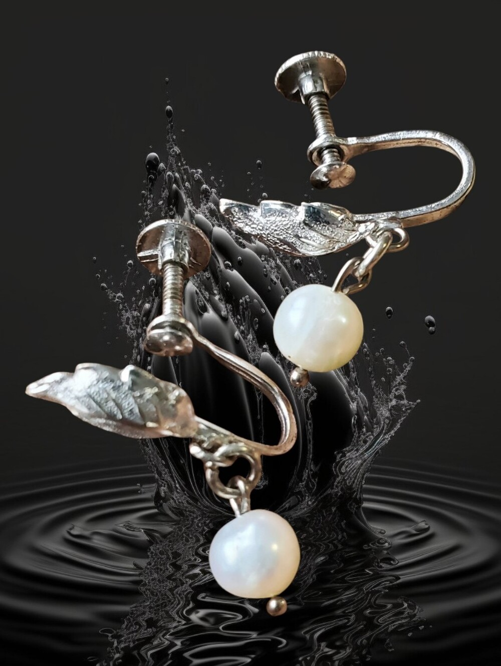 Vintage Bond Boyd Sterling Leaf & Pearl Screw-Back Earrings